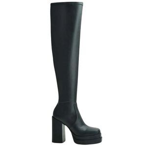 Wild Pair size 9.5  Ozzey Faux Leather Zipper Over-The-Knee Boots